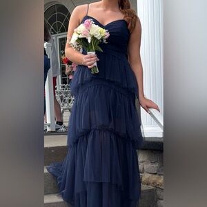 Elegant Navy layered Tulle long dress with spaghetti straps size 9/10